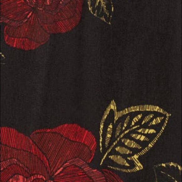 New Cupcakes and Cashmere‎ Off Shoulder Dress - Picture 7 of 9